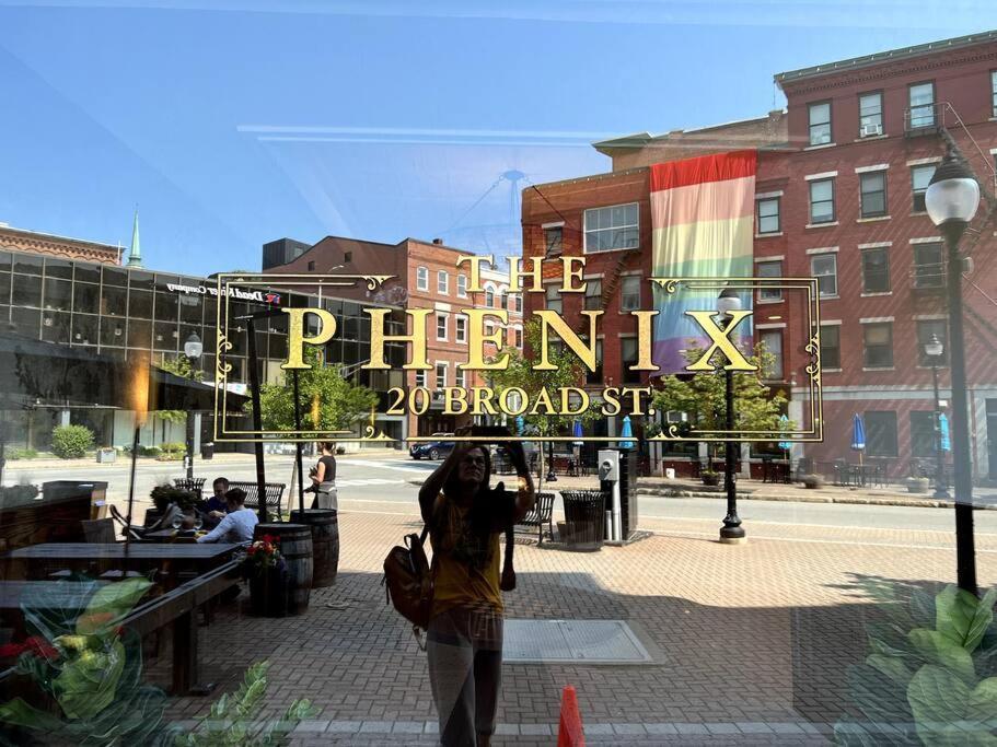 The Phenix Historic Dtwn Hotel, King Bed, Room # 309 Bangor Exterior photo